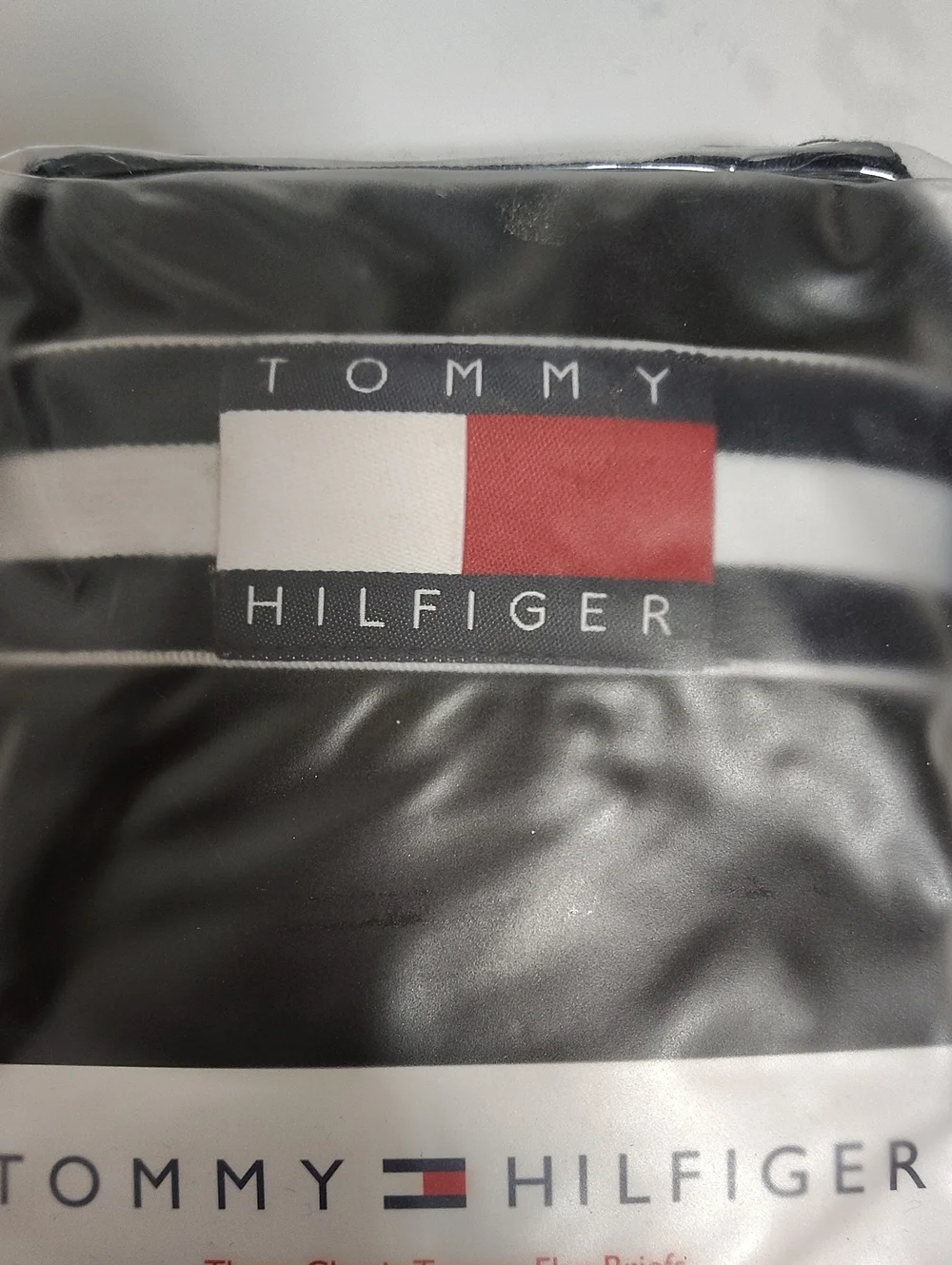 Tommy Hilfiger vintage 2005